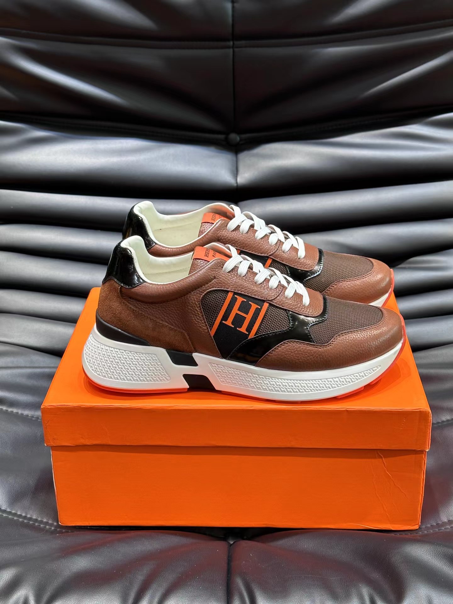 24SS Luxury Giga Sneaker Shoes For Men Calfskin Leather Ruber Sole Outdoor Sports Graphic Design Professional Party Dress Comfort Casual Walking EU38-45