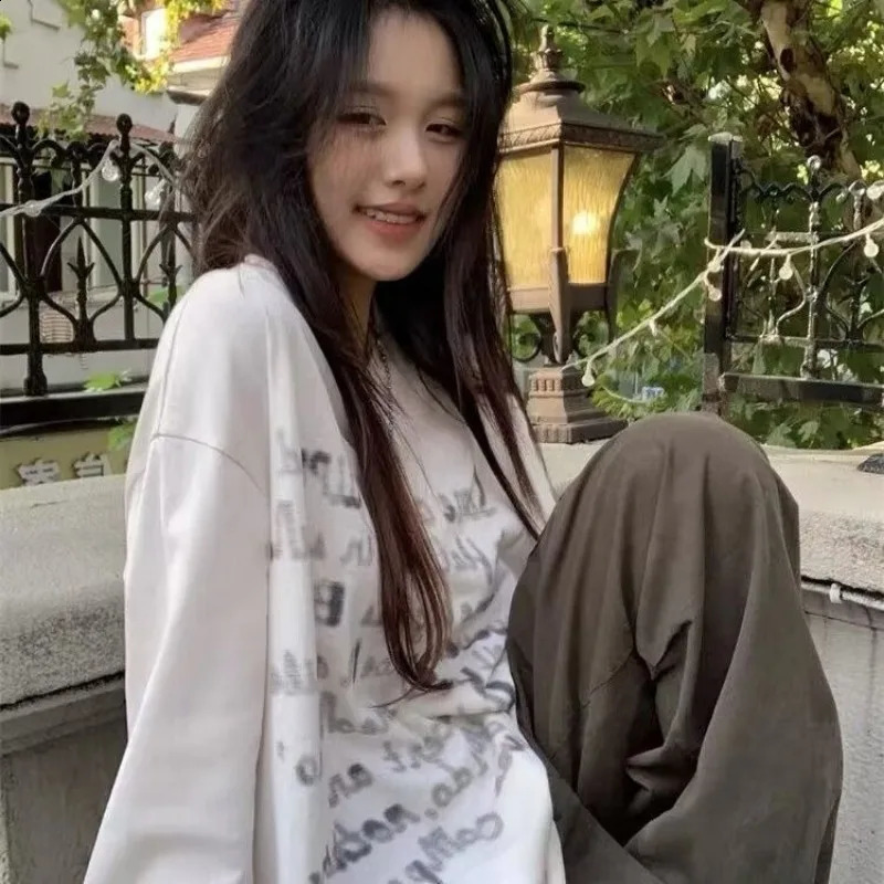 Cotton Y2K top retro spring summer Korean fashion streetwear letter printed loose thin white long sleeved T-shirt for women 240826