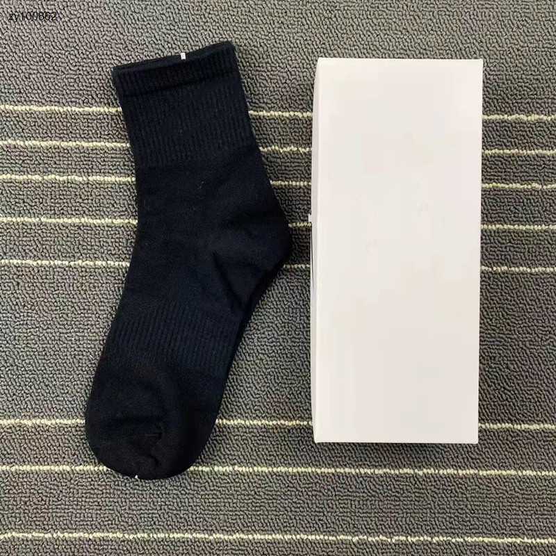 Designer Socks Sale Sports Couple Tubesocks Designer Mens Personality Female Design Teacher School Style Mixed Color N City Socks For Man And Women Ju