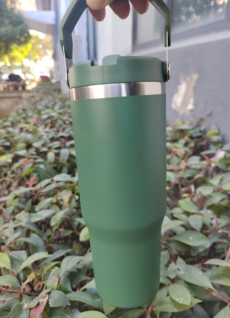 US Warehouse Water Bottles 30oz 20oz Cups Heat Preservation Stainless Steel Outdoor Large Capacity Tumblers Reusable Leakproof Flip Cup Water Bottle M