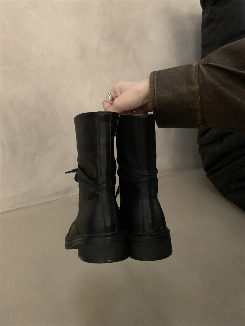 Designer Shoes In Black And White Women Boots Handsome Round Toe Trendy Versatile Fashion Wear Free Shipping