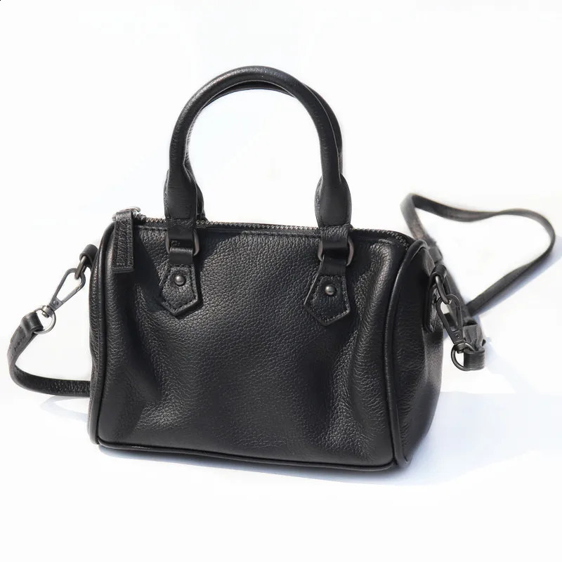 Womens Small Handbag Soft Genuine Leather Shoulder Messenger Bag Fashion Trended Boston Style Lady Short Handle Crossbody Purse 240723
