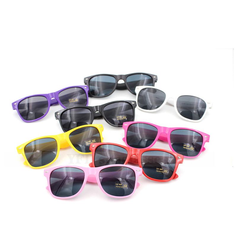 Fashion classic plastic sunglasses retro vintage square sun glasses for women men adults kids children multi colors Z260305