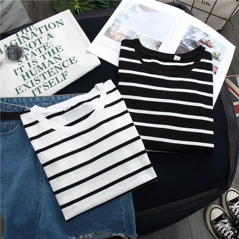 Womens loose striped printed top autumn round neck long sleeved casual simple wild T-shirt womens black and white cotton top T-shirt 240826
