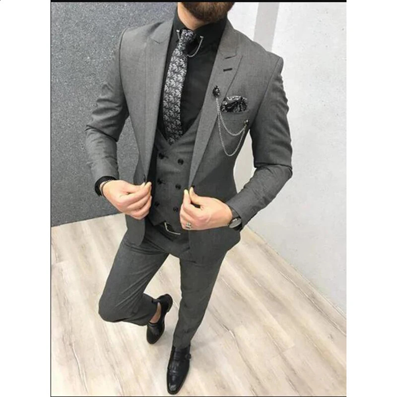 Classic Wedding Suits for Men Peaked Lapel Custom Made Groom Tuxedo Slim Fit Male Suit Jacket Pants Vest 240724