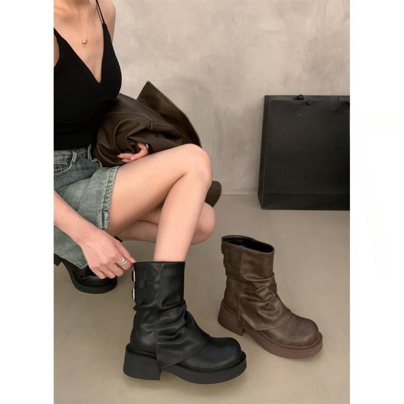Ladies' round head belt buckle trendy thick short boots