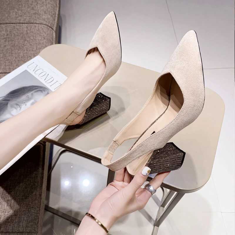High Quality Summer Womens Pointed Solid Strap Simple Leather Temperature Comfortable Shallow Mouth High Heel Sneakers T241024