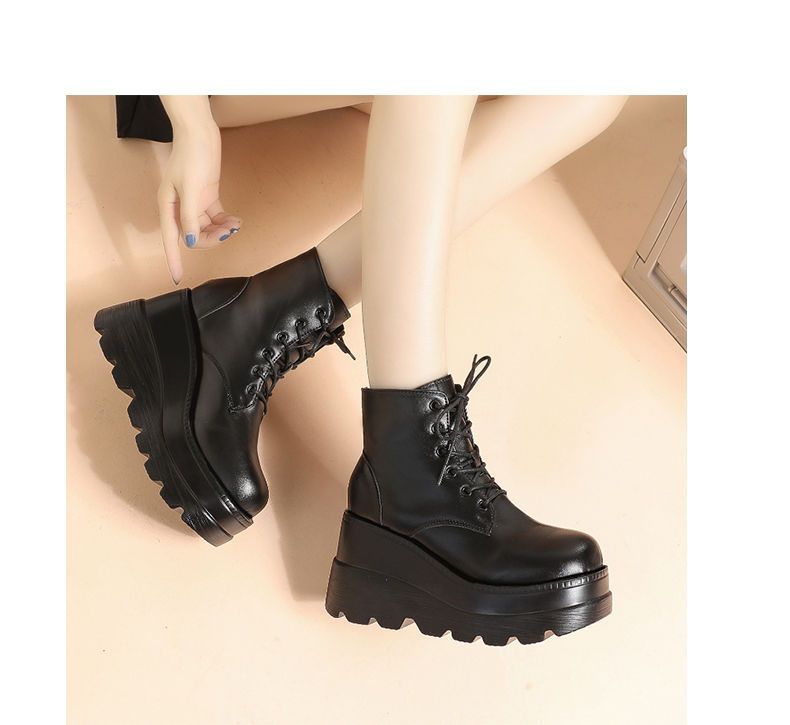 Ladies' high-heeled British style sloping boots