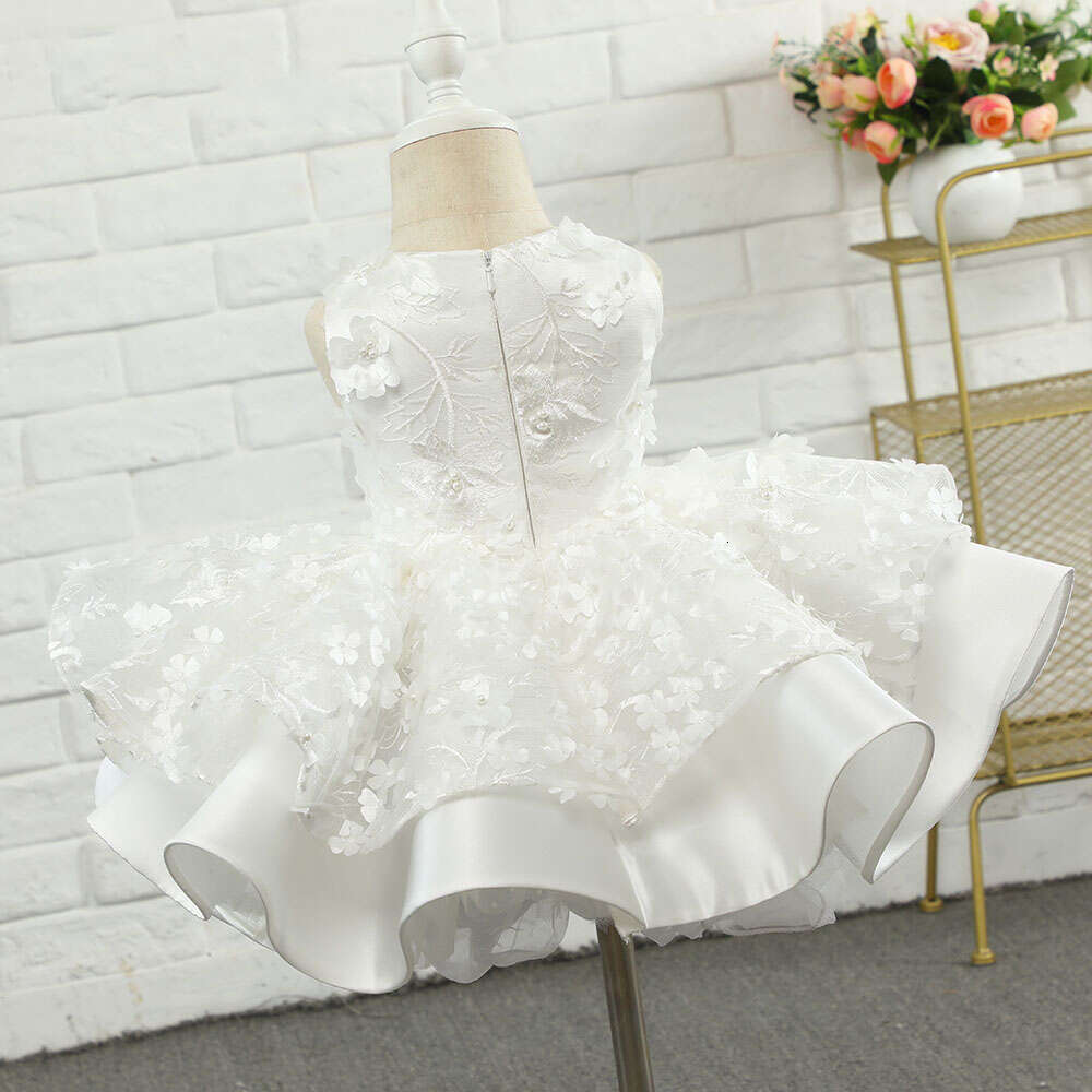 Ivory Wer Girl For Wedding Sleeveless 3D Applique Mini Puffy Kid Birthday Princess Dress First Communion Ball Gowns 0220