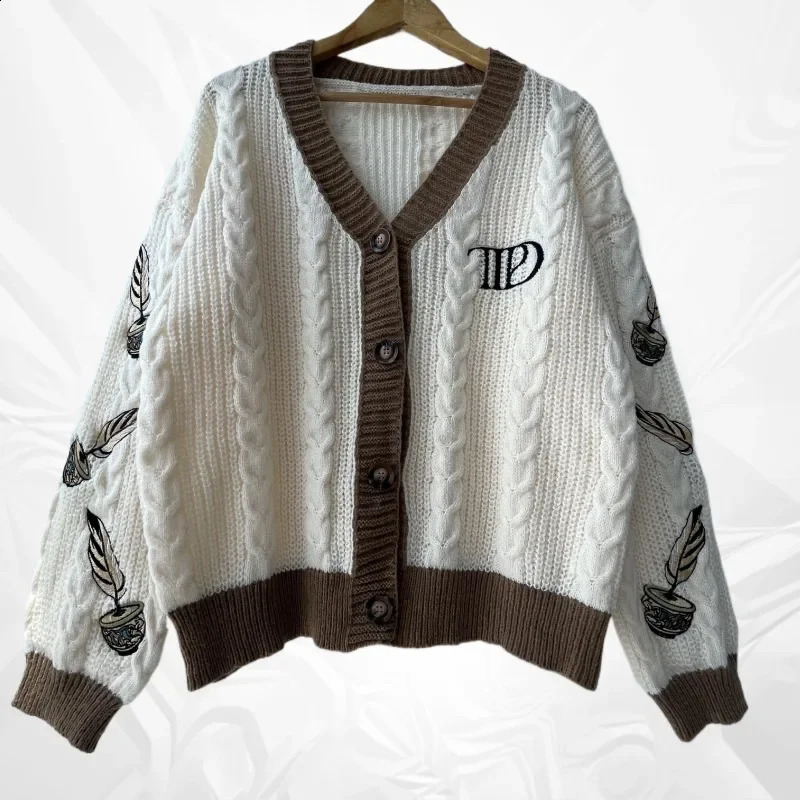 Autumn Sweaters Women High Quality Loose Fitting Embroidered Knitted Cardigan Winter Y2k Regulai Fit Beige Cardigans Female 240819
