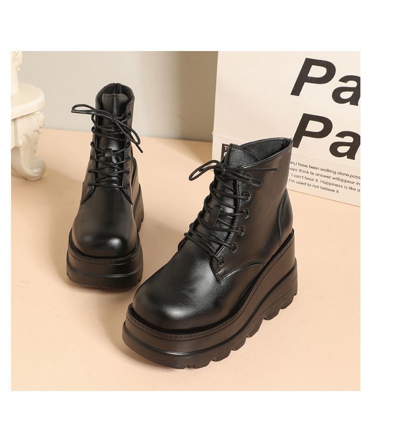 Ladies' high-heeled British style sloping boots