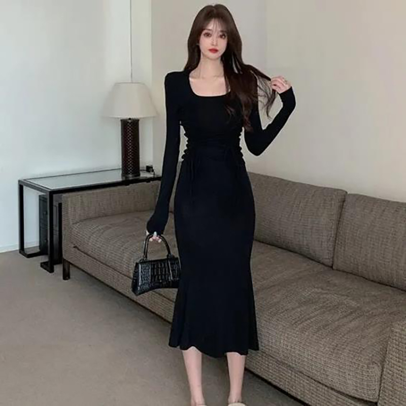 Sweet and Spicy Dress 2024 Autumn New French Temperament Slim Slim Black Long Fishtail Skirt Women's