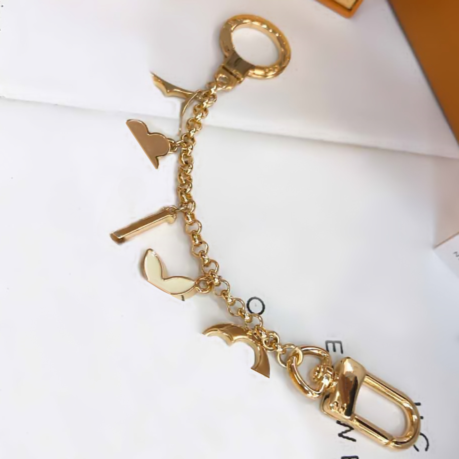 New Fashion Designer Keychain Brand Key Buckle Flower Letter Key Chain Handmade Gold Keychains Mens Womens Bag Pendant Gift