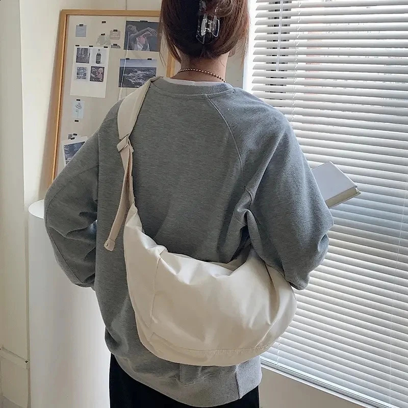 Fashion Summer Large Capacity Casual Nylon Women Shoulder Bag Korean Style Hobos Bag Youth Crossbody Shoulder Bag 240726
