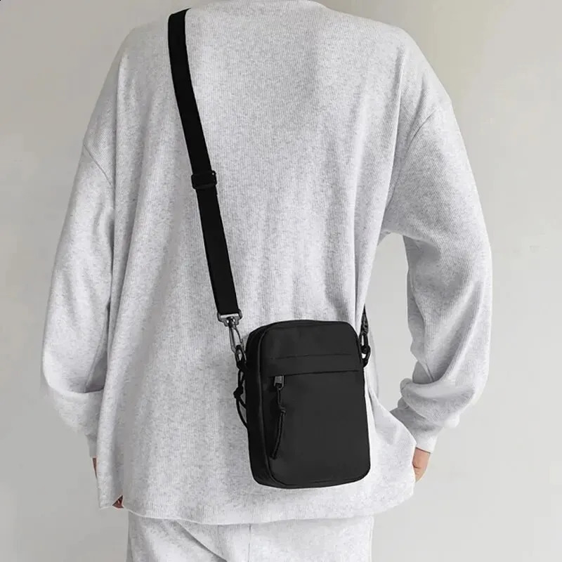 Sling Bags For Men Casual Canvas Small Zipper Crossbody Pouch Simple Shoulder Bag y240902