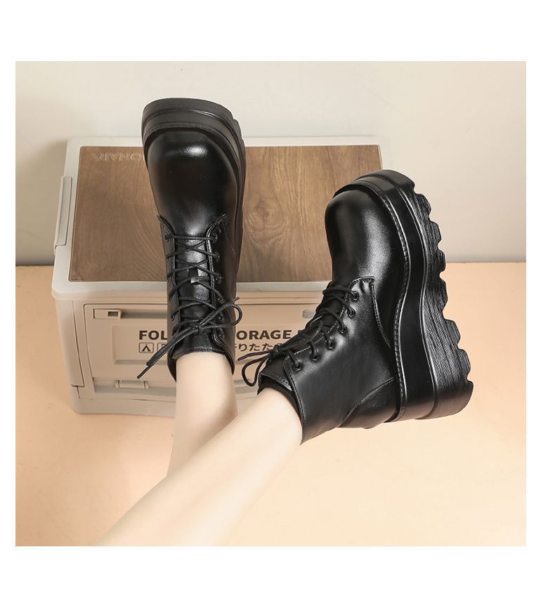 Ladies' high-heeled British style sloping boots