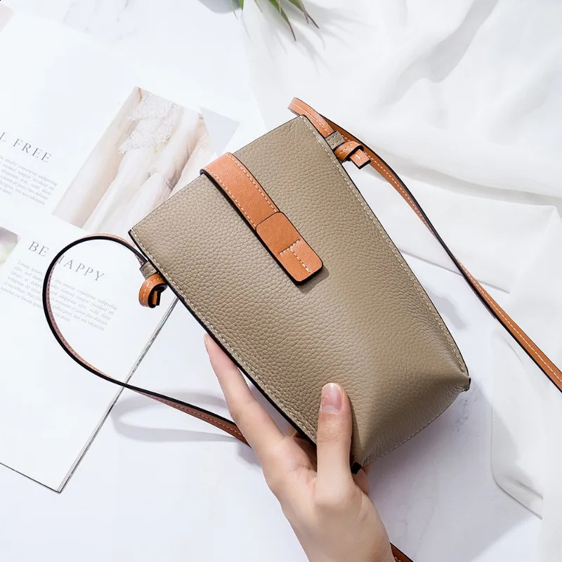 Fashion Retro Leather Women Bags High Quality Cowhide Mini Shoulder Bag Portable Versatile Mobile Phone Bag Crossbody Bag 240725