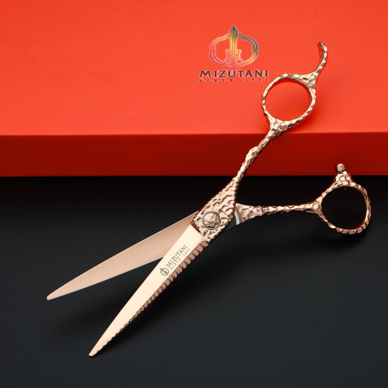 MIZUTANI barber Scissors professional hairdressing scissors 6.0 Inch scissors 440C material High end salon Hair cutting scissors 240716 S2563