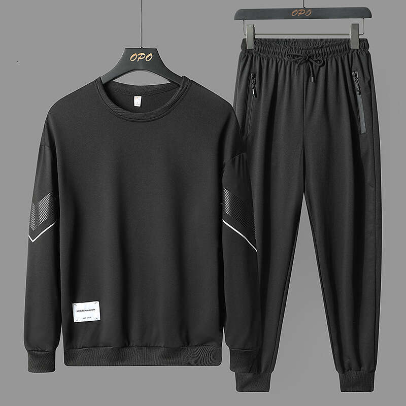 Mens Set Round Neck Hoodie Pants Spring 2024 New Mens Casual and Versatile Sportswear Two-piece Set Overalls Plaid Trousers Military Pants for Man