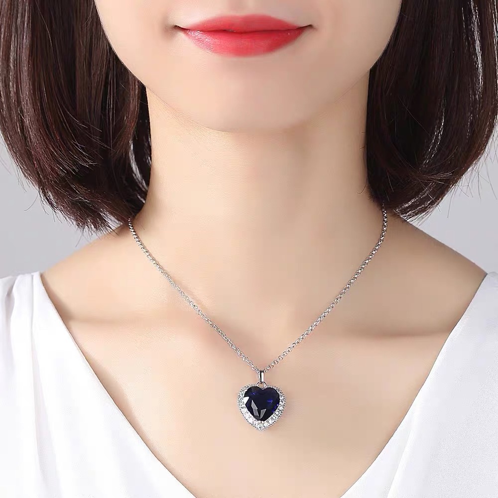 2024 Ocean Heart Pendant Luxury Jewelry 925 Sterling Silver Fill Pear Cut Blue Sapphire Ruby CZ Diamond Party Women Wedding Beach Clavicle Necklace Gi