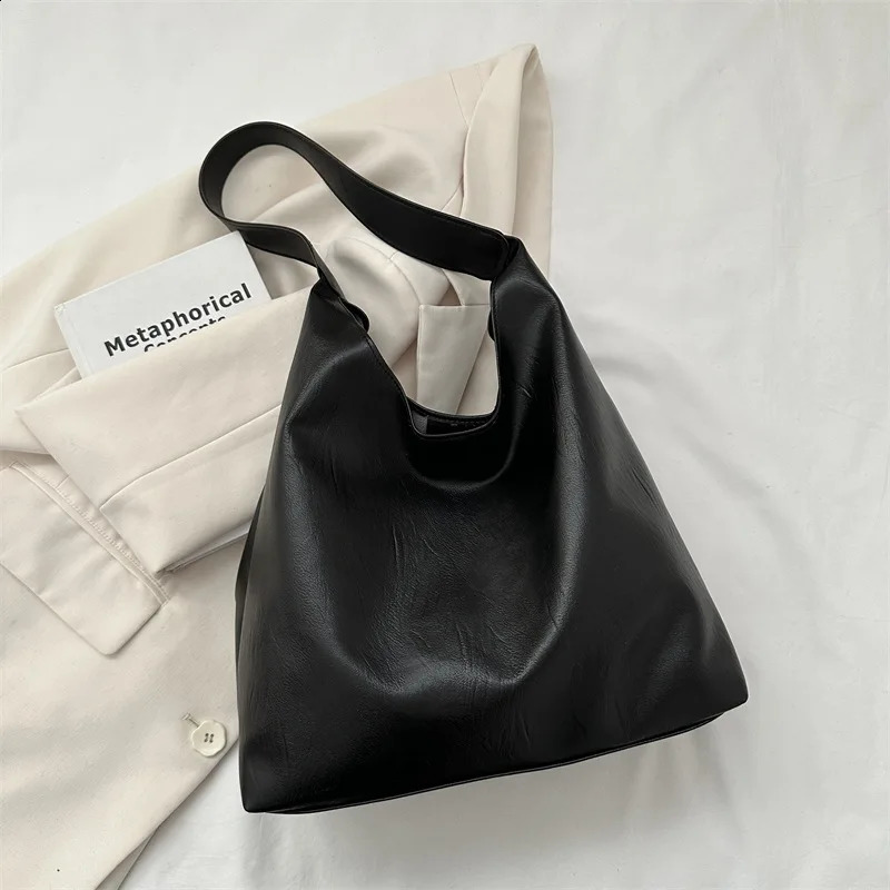 Womens Tote Bucket Handbag Trend Womens Soft Leather Shoulder Bag Womens Simple Large Handbag 240726