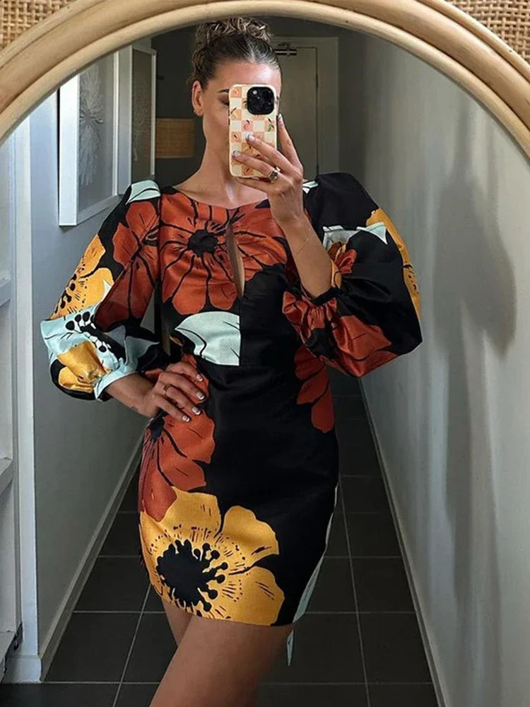 2024 Elegant Backless Floral Mini Dress Summer Women Long Lantern Sleeve Beach Dresses Female Chic O-Neck Hollow Party Vestidos 240726