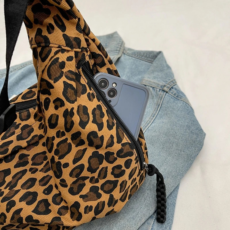 Leopard Print Crossbody Bags for Women Corduroy Casual Shoulder Tote Bags Ladies Sac A Main Femme Handbags 240726