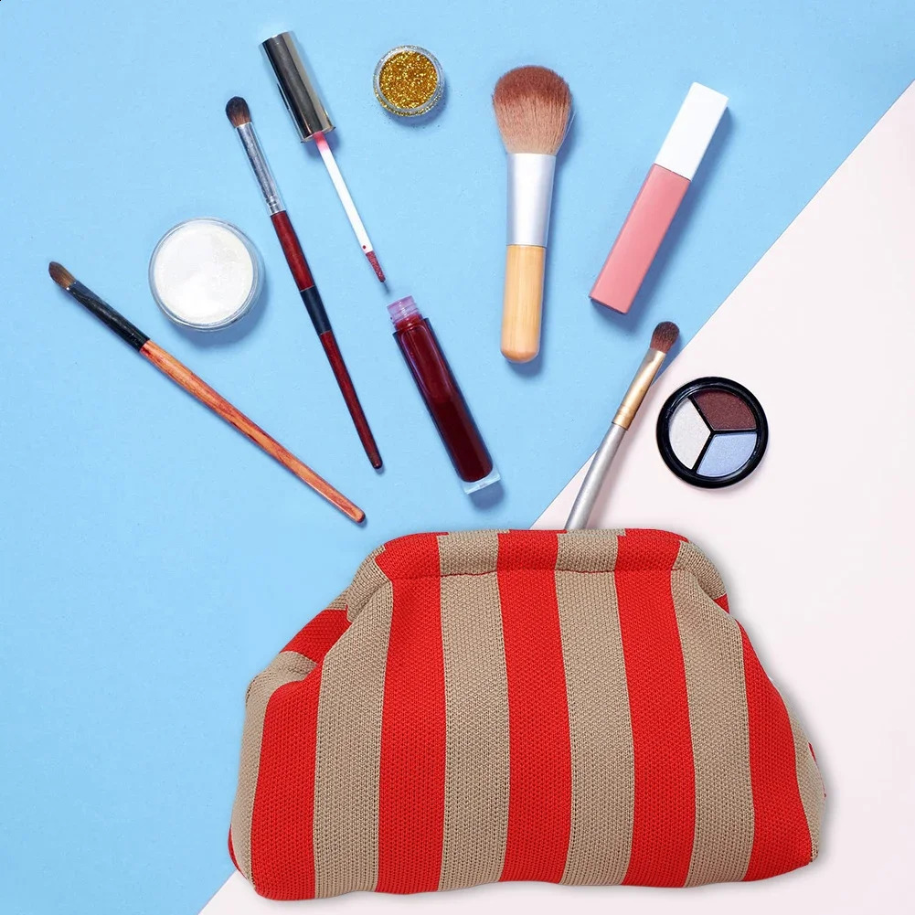 Summer Beach Clutches Bag for Women Contrast Knitting Handbag Purses Dumpling Clutch Cute Cloud Casual Colorblock Bag for Female 240726