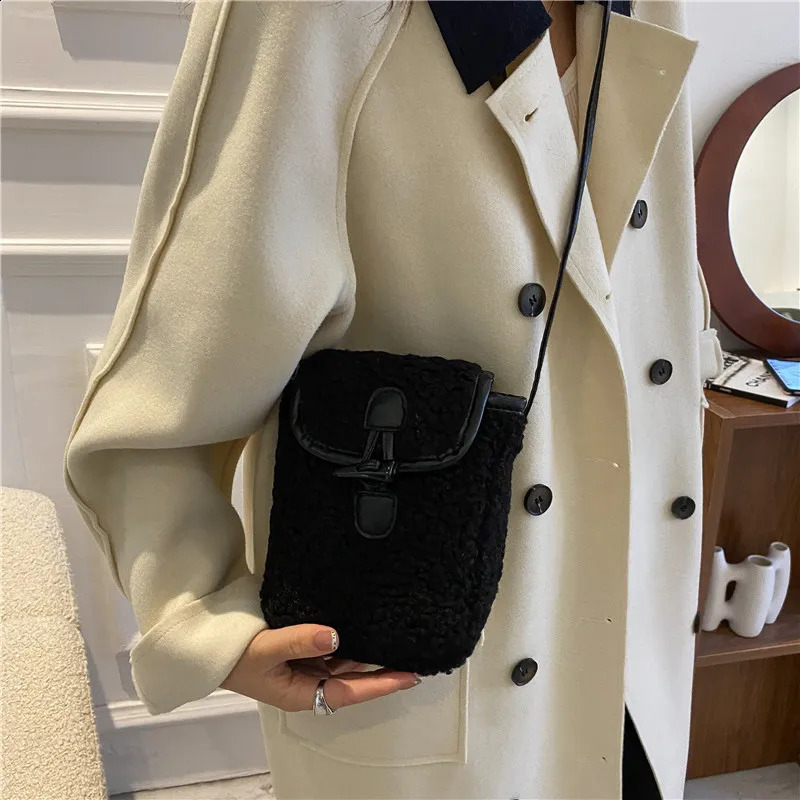 Womens Winter Soft Phone Bag Ten Font Womens Mini Sling Shoulder Bag Womens Checkered Sherpa Wallet 241105