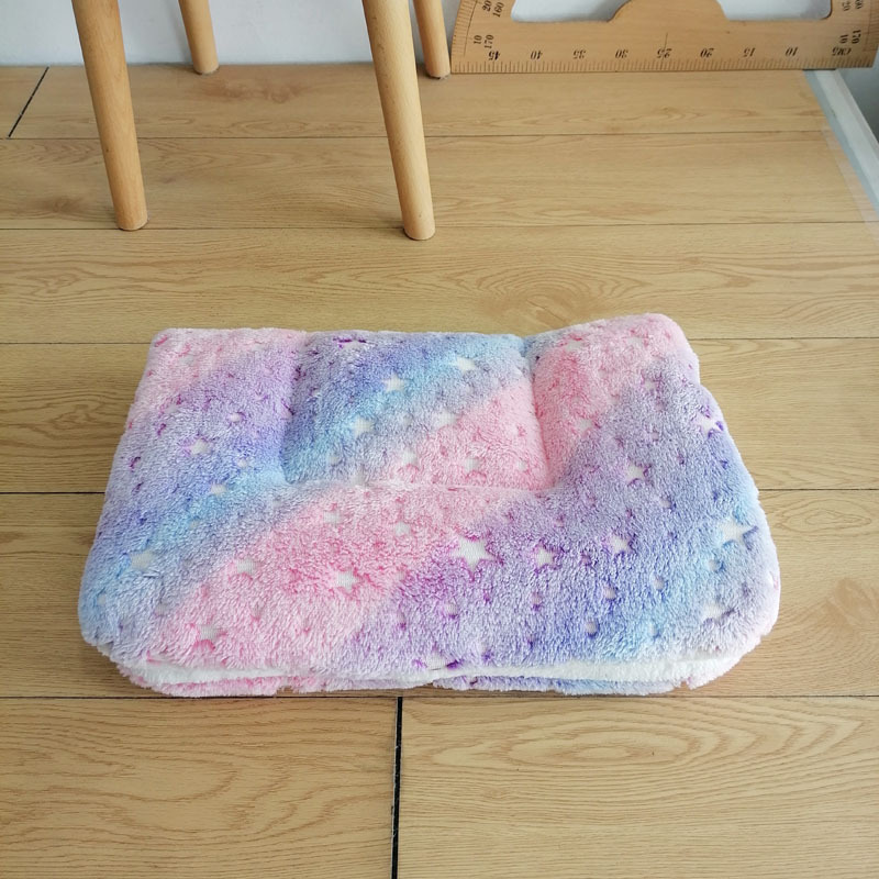 Flannel Colorful Small Animals Nest Small Pet Nest Winter Rabbit Guinea Pig Nest Mat Thick Hamster Pad Washable Warm Blanket