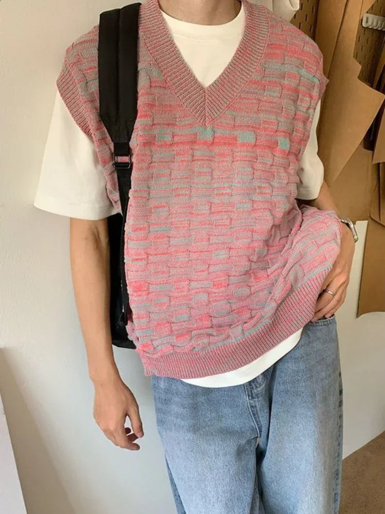 Knitted Sweaters for Men Sleeveless Waistcoat Man Clothes V Neck Aesthetic Vest Y2k Vintage Pink Knitwears A Korean Autumn 240717