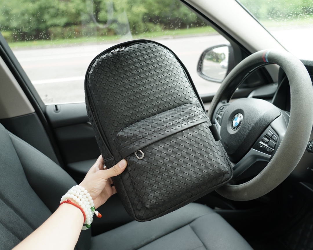 designer new woven briefcase men's high-quality genuine leather business laptop fashionable high-end backpack shoulder bag briefcases