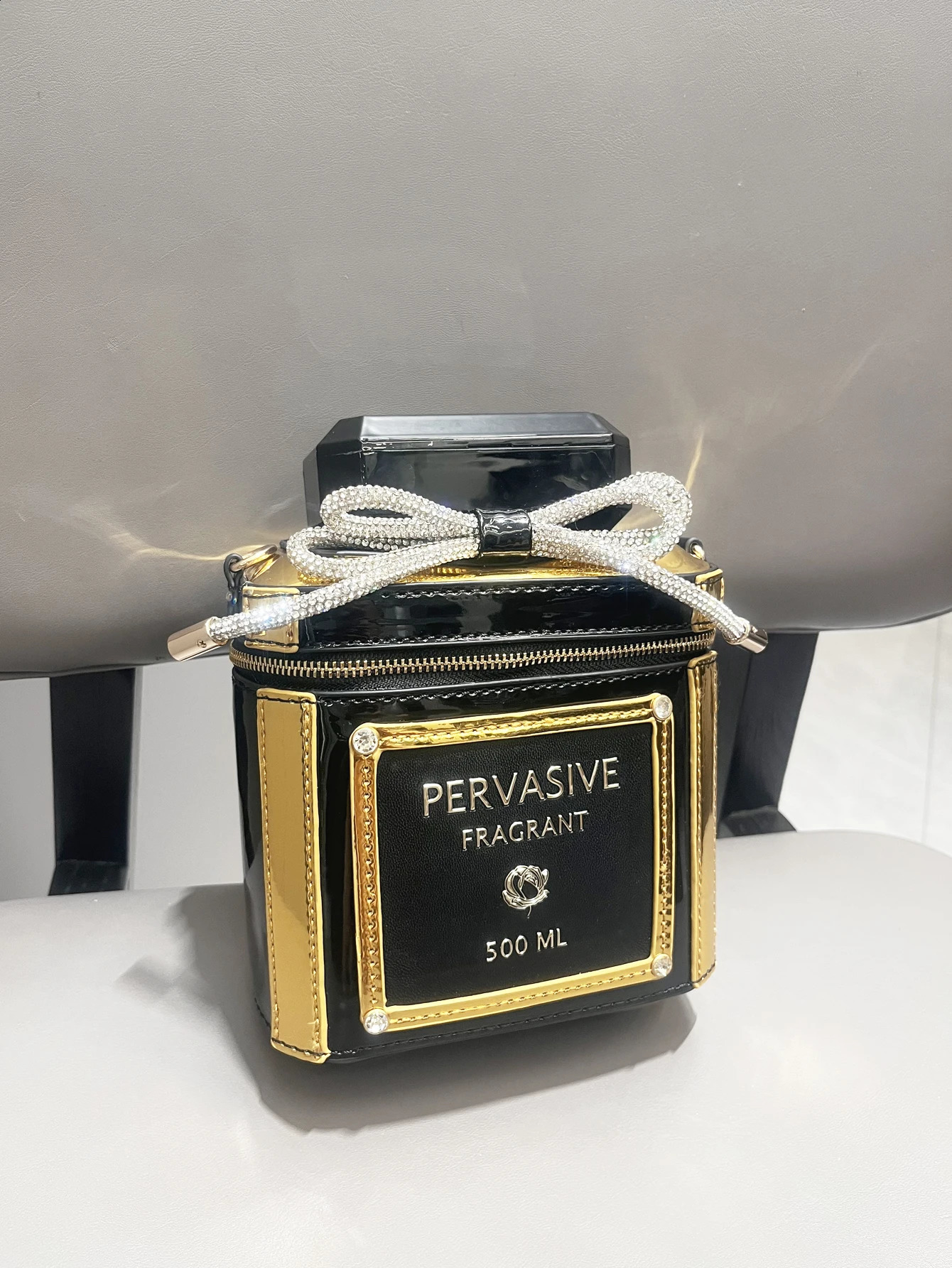 Purses and handbag Shiny rhies Shoulder bags Evening clutch Bag Perfume bottle shape bag 240726 7bd2