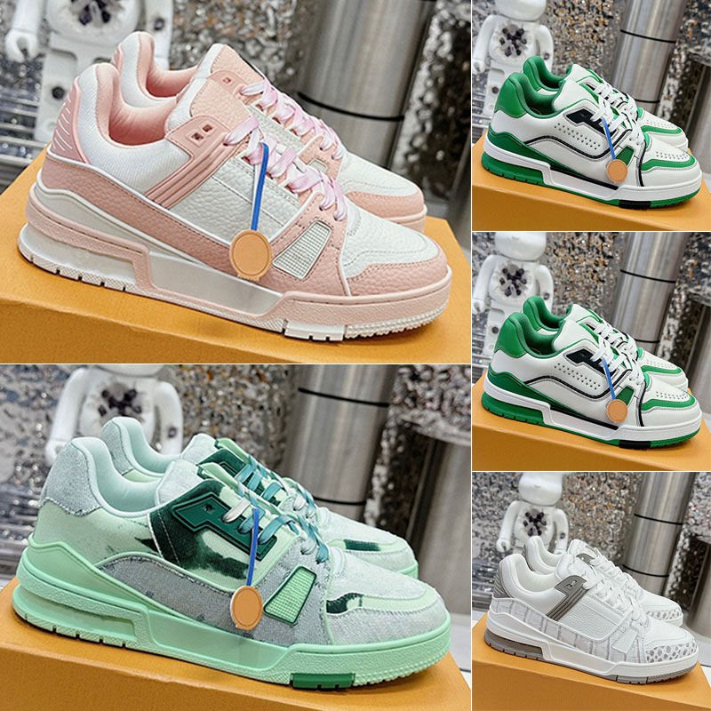 24SS New Arrival Low Top Womens Mens Skate Sneakers Grained calf leather side letter LOGO signature Breathable Rubber outsole Running Sneakers SIZE 35 46
