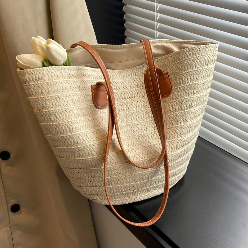 Bohemian Style Beach Bags High Capacity Handmade Straw Handbag Casual Travel Beach Bag Shopping Pack Purse Women Bag 240725