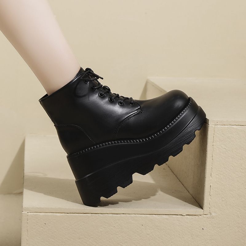 Ladies' high-heeled British style sloping boots