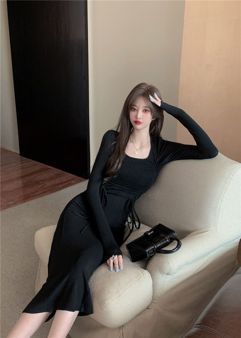 Sweet and Spicy Dress 2024 Autumn New French Temperament Slim Slim Black Long Fishtail Skirt Women's