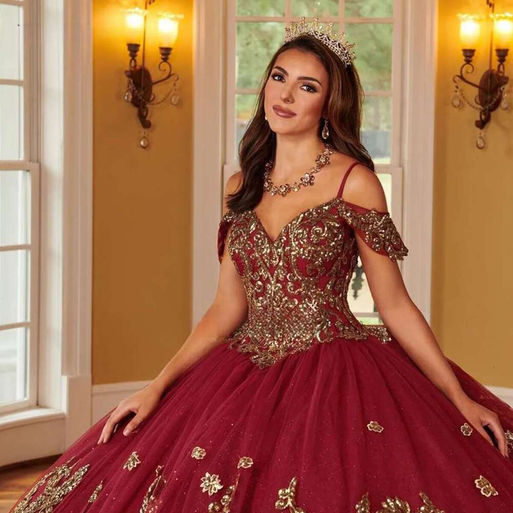 Quinceanera Red Dress Mexican Beading Applique D Wers Sweet Ball Gown Formal Sleeveless D