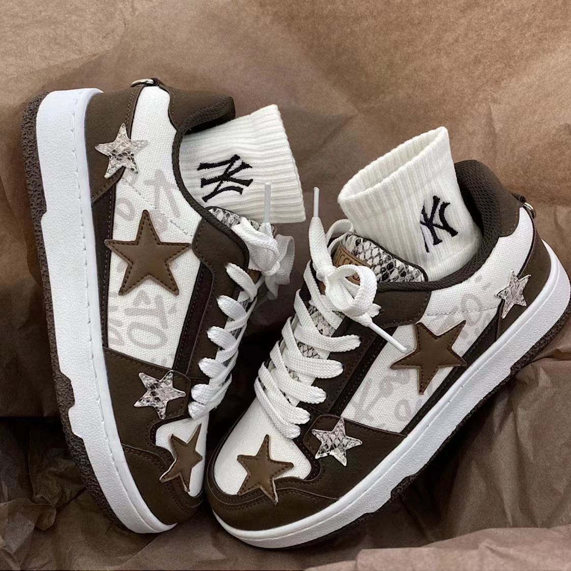 Designer In Black White Men's And Women's Retro Pentagram Versatile Casual Board Shoes