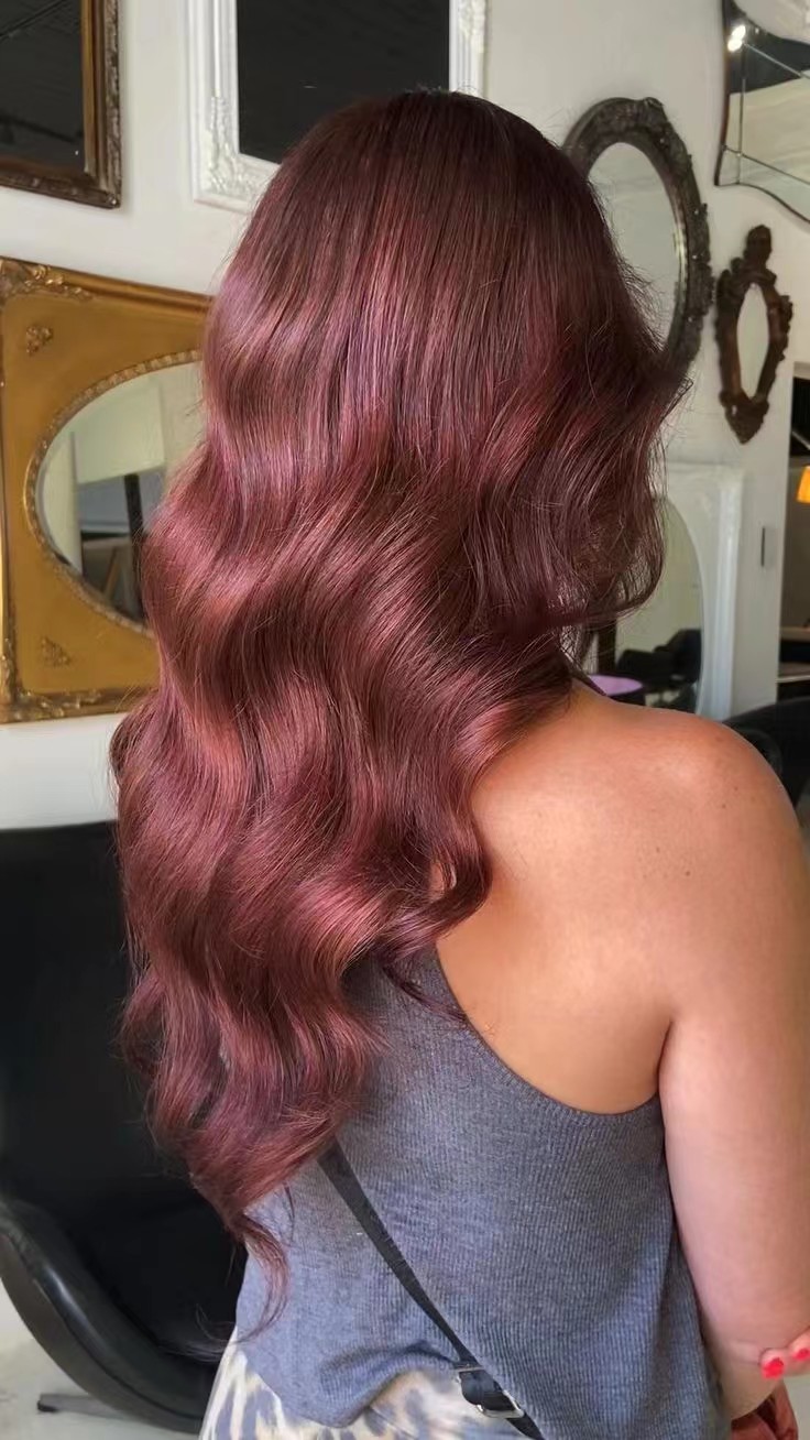 Fashion-forward color lace front wig human hairchestnut auburn blends warm chestnut tones with deep auburn for rich sophisticated shades 100%human col