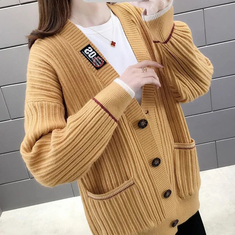Fashion All-match Single-breasted Knitted Cardigan Autumn Winter Korean Casual Solid Pockets Spliced Sweaters Womens Clothing 240819