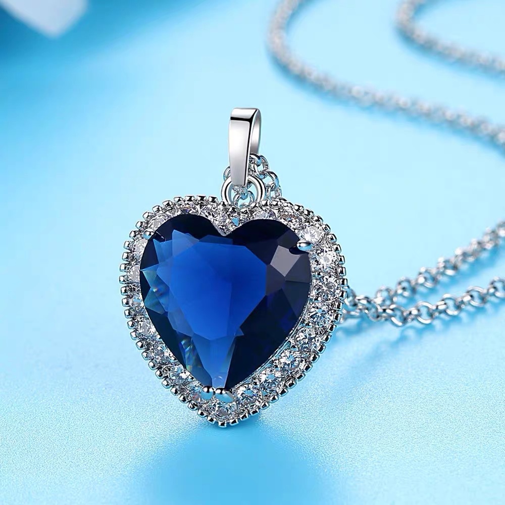 2024 Ocean Heart Pendant Luxury Jewelry 925 Sterling Silver Fill Pear Cut Blue Sapphire Ruby CZ Diamond Party Women Wedding Beach Clavicle Necklace Gi