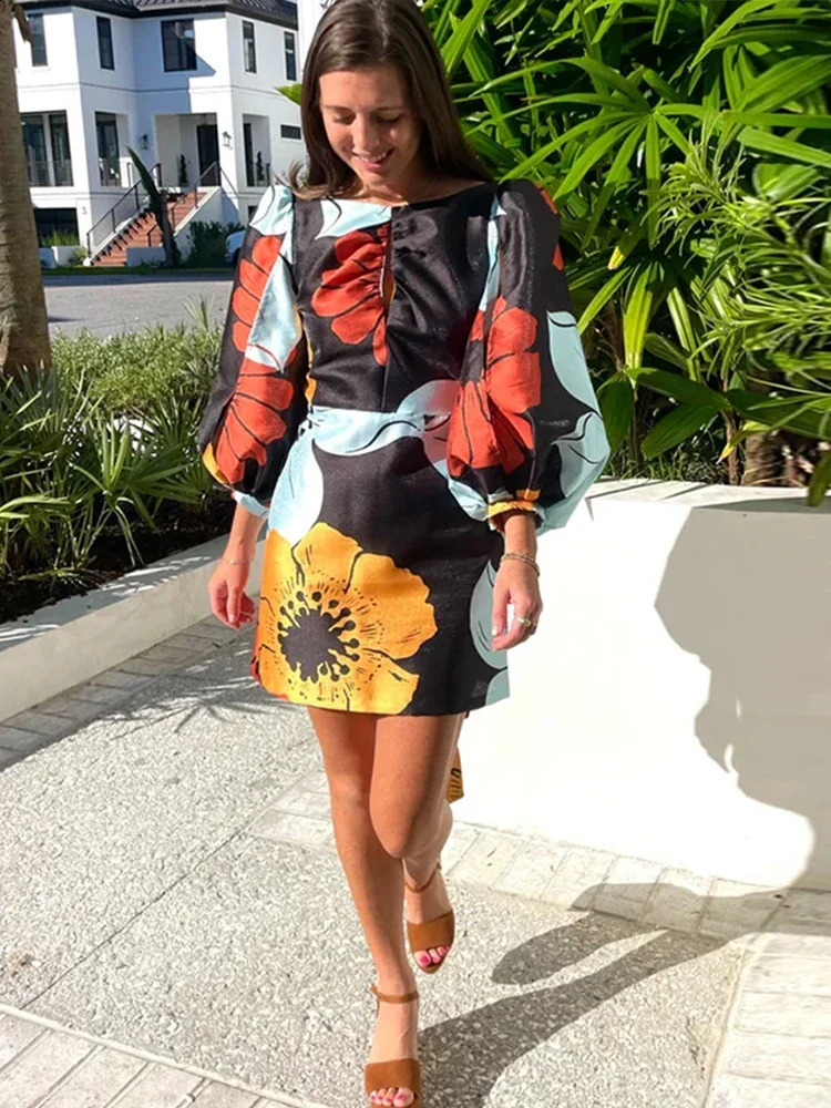 2024 Elegant Backless Floral Mini Dress Summer Women Long Lantern Sleeve Beach Dresses Female Chic O-Neck Hollow Party Vestidos 240726