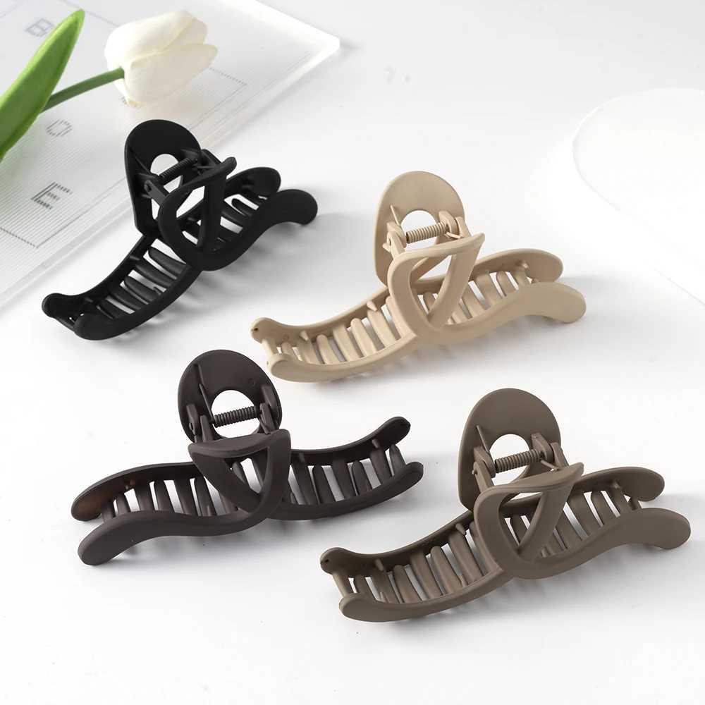 13cm Large Black Hair Clip for Women Fashion French Elegant Hairgrips Korean Hair Claw Hairclips Girls Hairpins Hair AccessoriesL240727