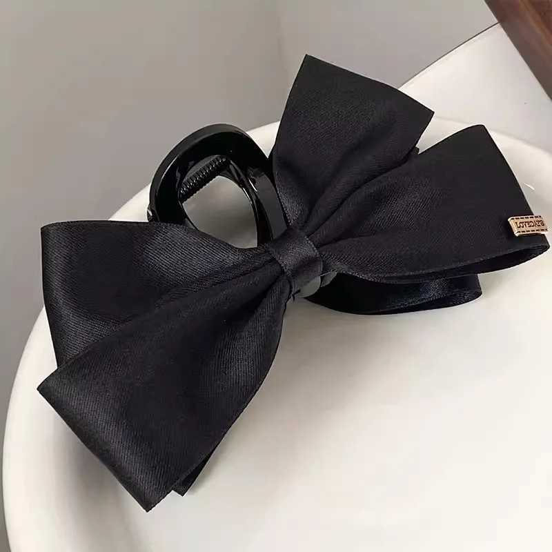 New Large Black Fabric Bow Grab Hair Clips Womens New Korean Style Hairpin Fashion Shark Cawl Clips Girls Hair AccessoriesL240727