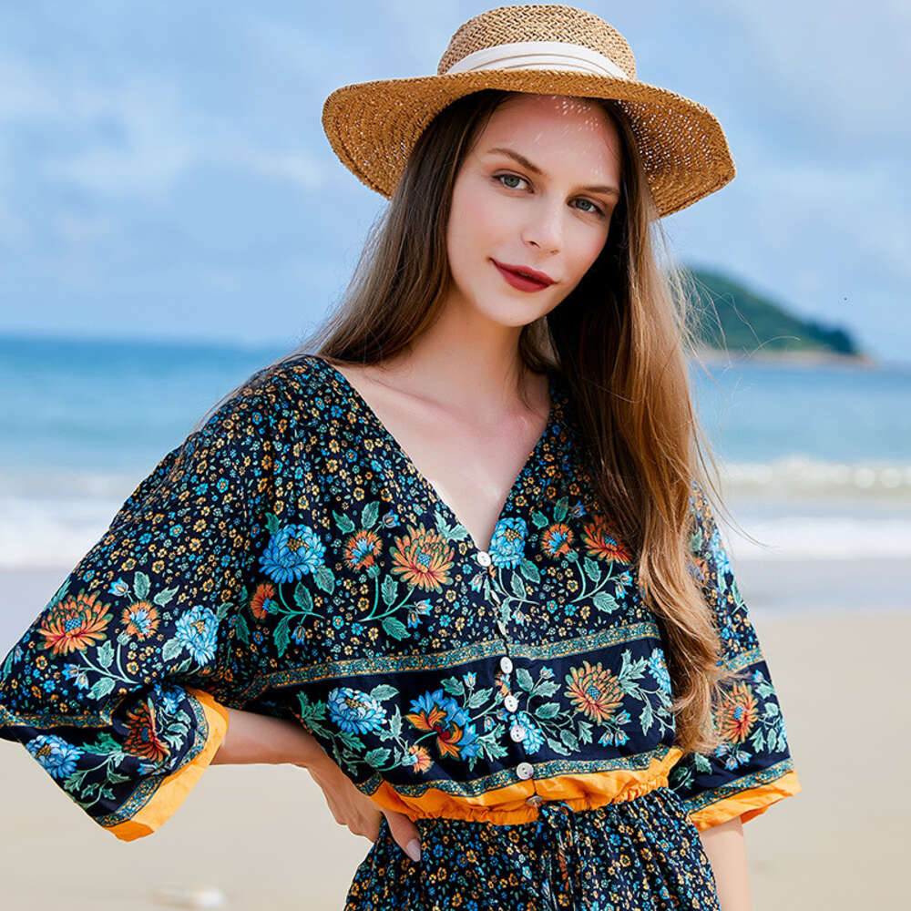 Hot Selling Large Size Seaside Vacation V-neck High Waisted Dress with Slit at Bottom and Loose Middle Length on the Beach Waist High Waist Dress Deni