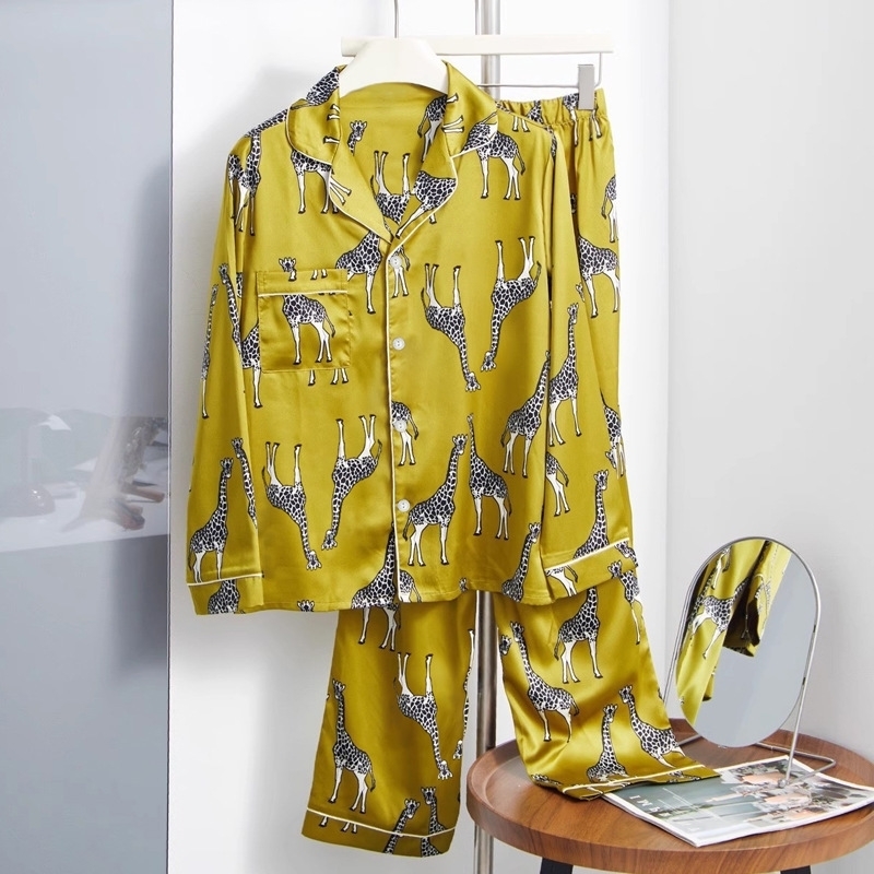 Womens Pajamas Sets Spring Autumn 2 Piece Giraffe Print Pyjama Faux Silk Satin Sleepwear Long Sleeve Pijama Mujer Pjs Homewear 240726