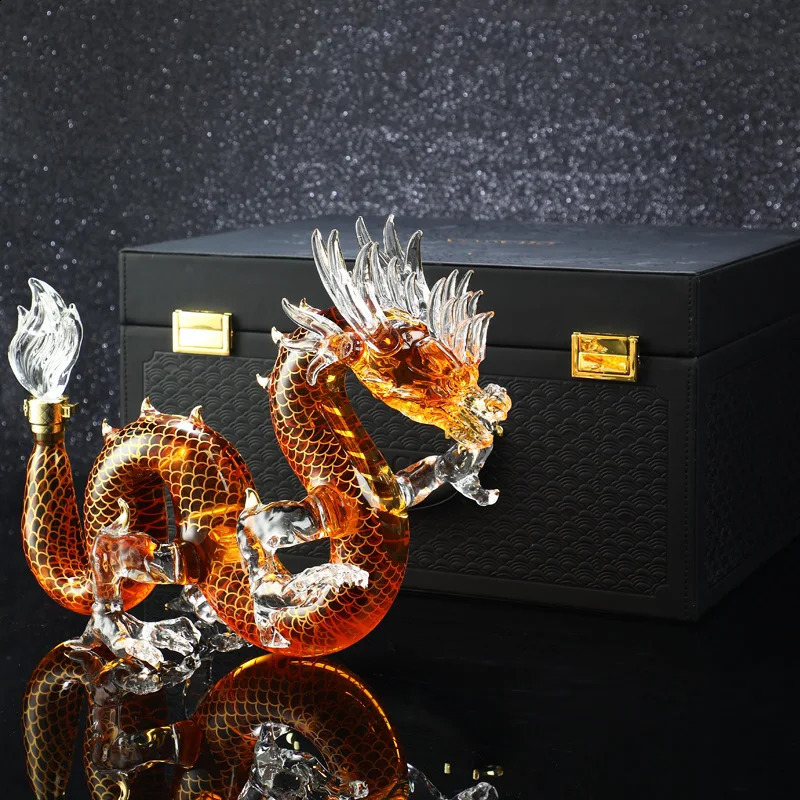 Dragon shaped Chinese Zodiac Whiskey Decanter Glass Alcohol Bottle for Scottish Bourbon Mens Gift 1000ML 240726