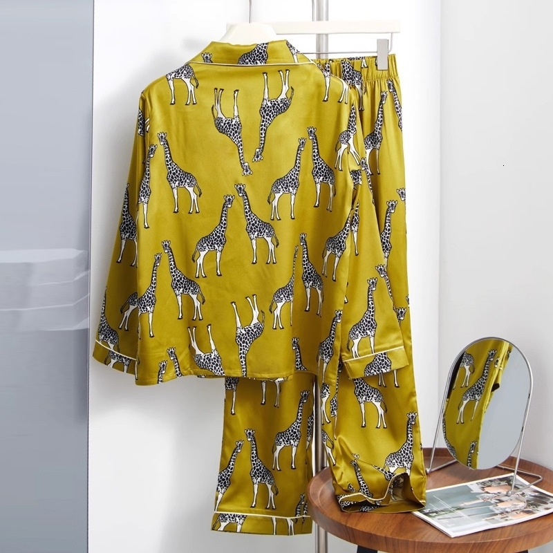 Womens Pajamas Sets Spring Autumn 2 Piece Giraffe Print Pyjama Faux Silk Satin Sleepwear Long Sleeve Pijama Mujer Pjs Homewear 240726