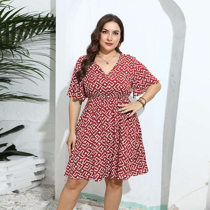 New Hot Selling Sexy V-neck Short Sleeved Dress in Plus Size with Elastic Waist for Slimming Effect Mid Length Skirt Sexy Dress Waist Sexy Lace Dress